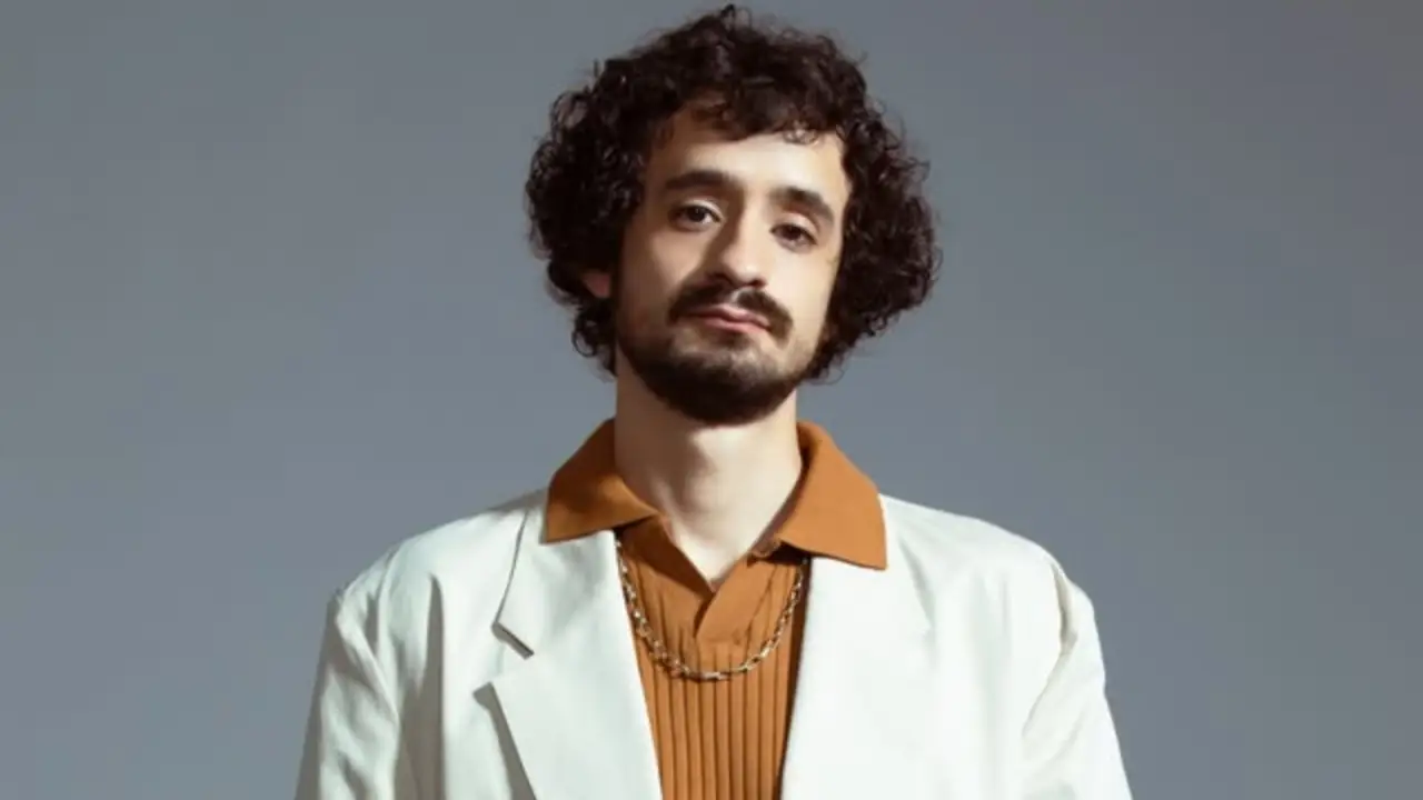 Sin Corbata