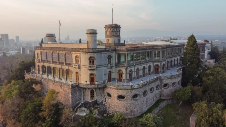 Imagen del artículo El Castillo de Chapultepec no está sobre un cerro: el antiguo volcán que sostiene uno de los íconos de la CDMX