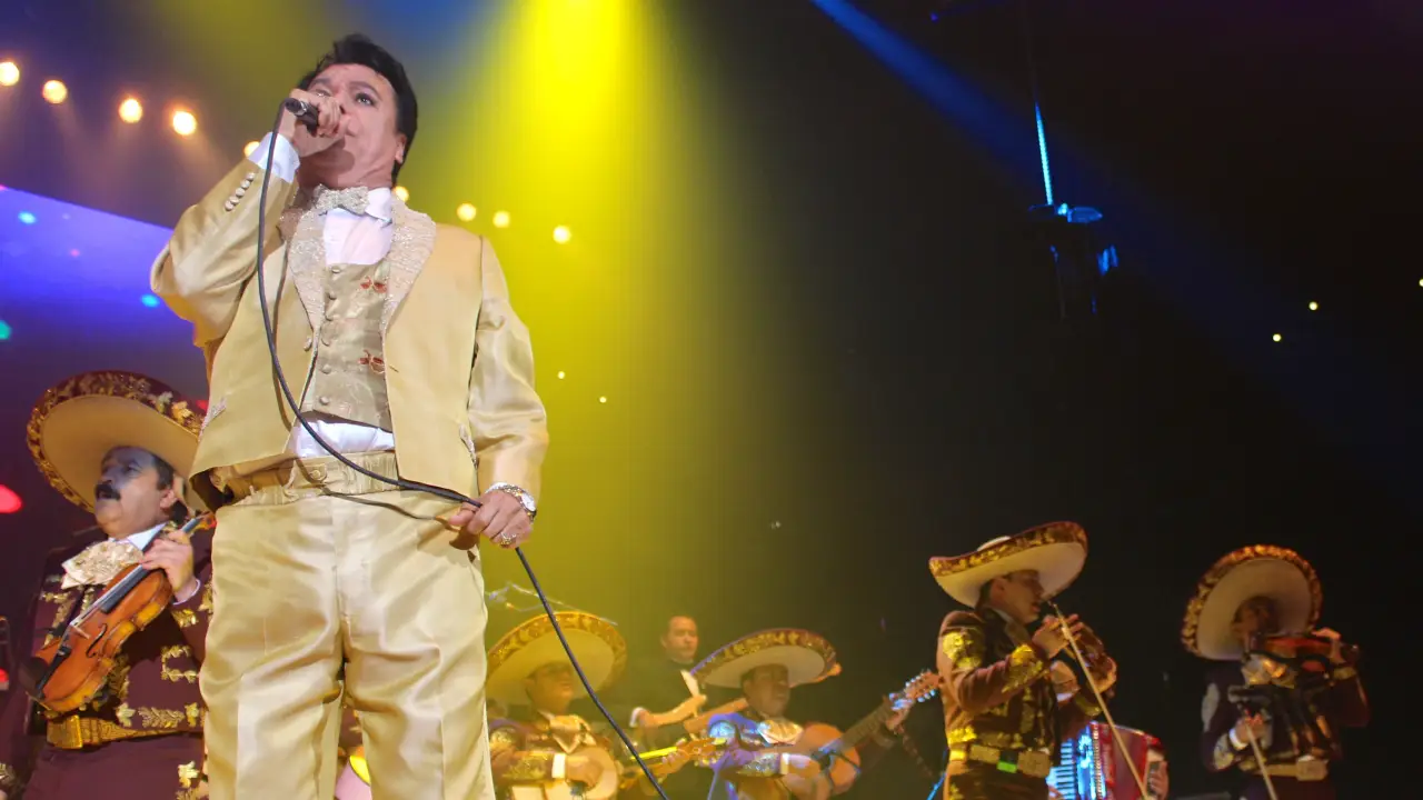 Homenaje Juan Gabriel